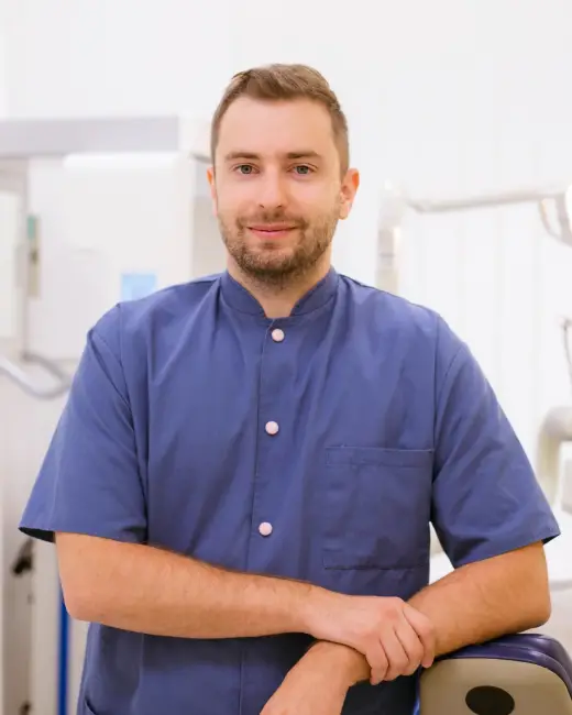 Dr. Ben Redouane Nadjim Dr. Ben Redouane Nadjim